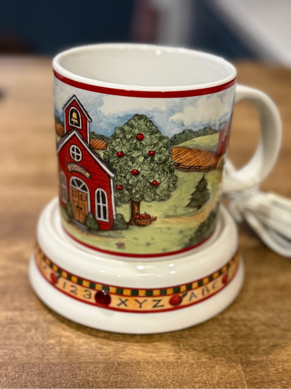 Susan Winget "School Days" desk collection mug and warmer set from the 2006 line